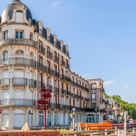 Juste La Plage - Studio Classe 3 Etoiles - Face A La Mer Houlgate Exterior foto